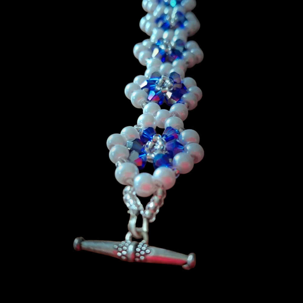 New Blue And White‎ Bracet and Earning Matching Set